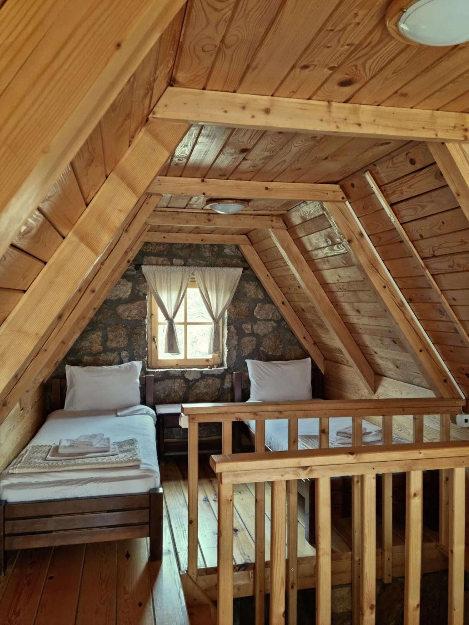 Etno Selo Izlazak Vila Rudinice Quarto foto