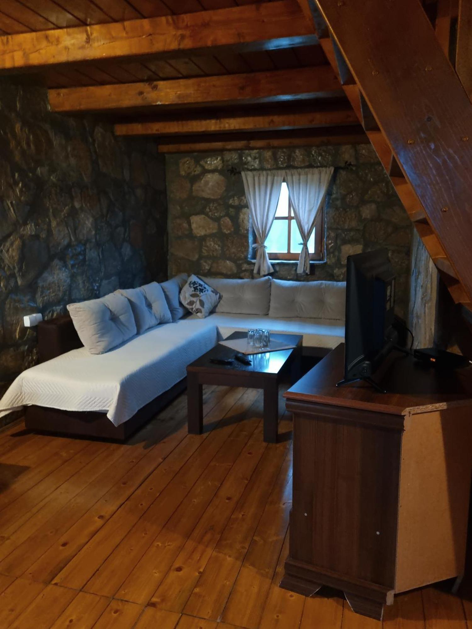 Etno Selo Izlazak Vila Rudinice Quarto foto